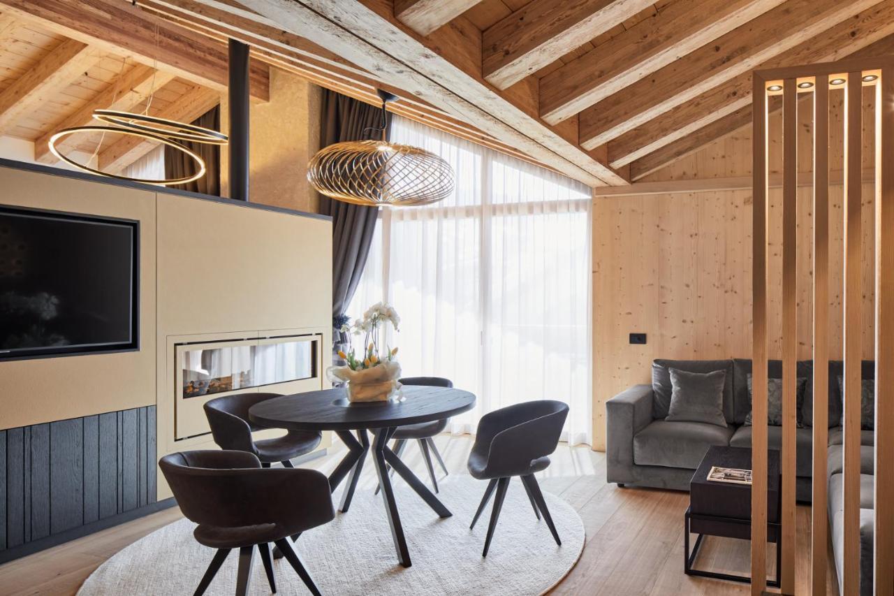 Hotel Marmolada Corvara In Badia Eksteriør bilde